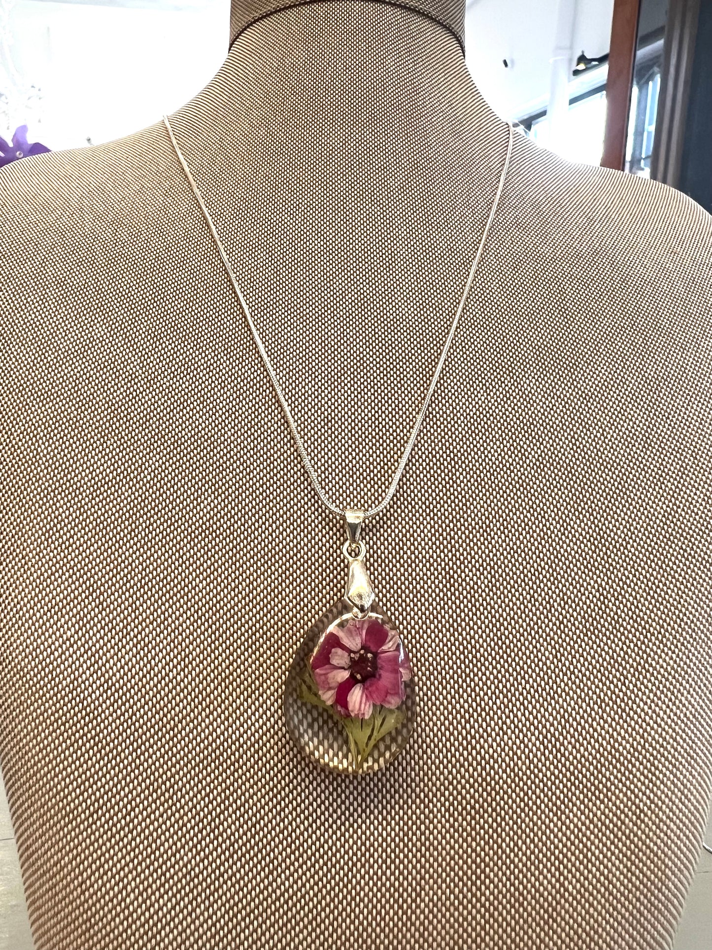 Teardrop Dried Floral Pendant Necklace