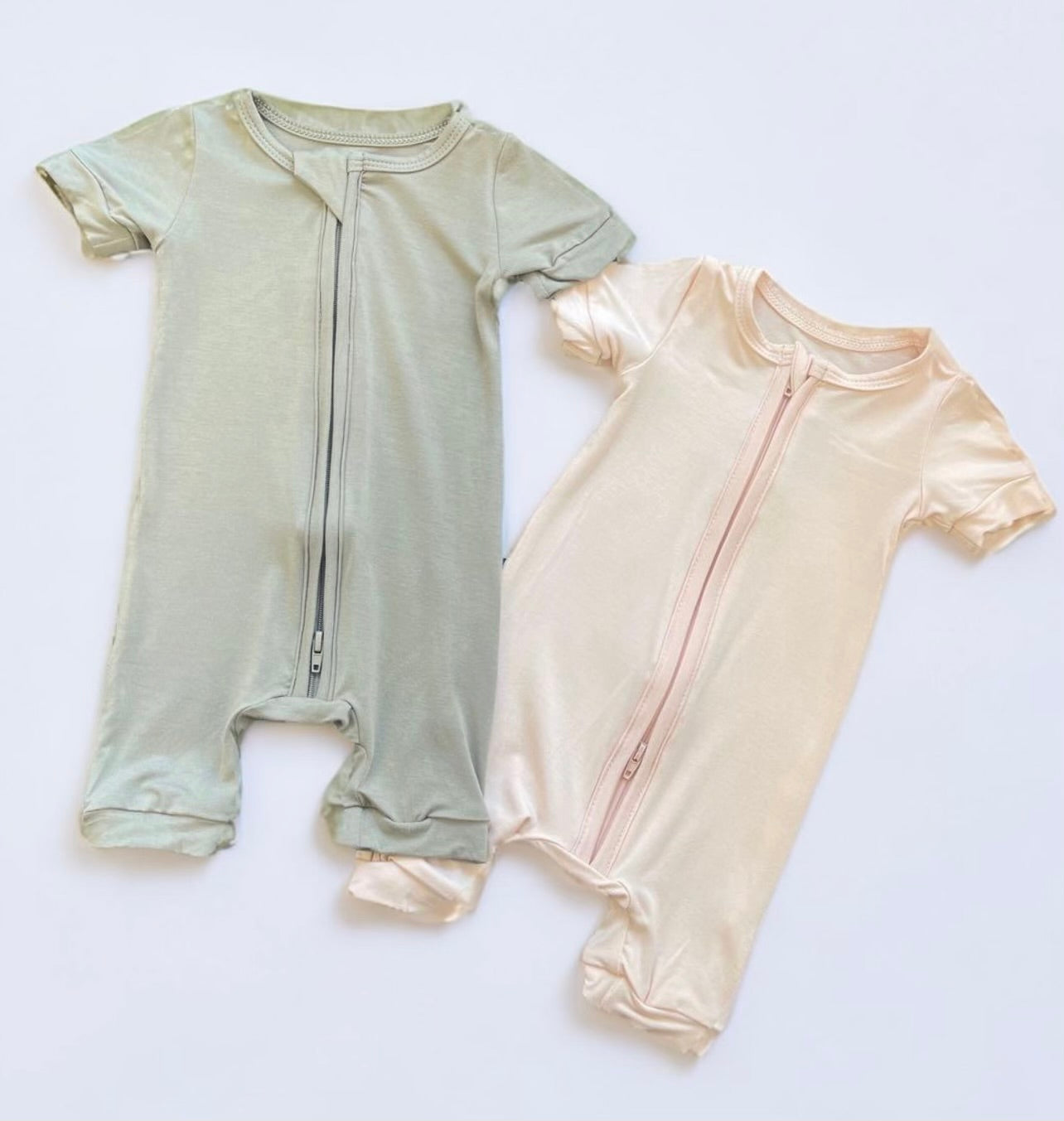 Cozy Munchkin Bamboo Onesie Zippy