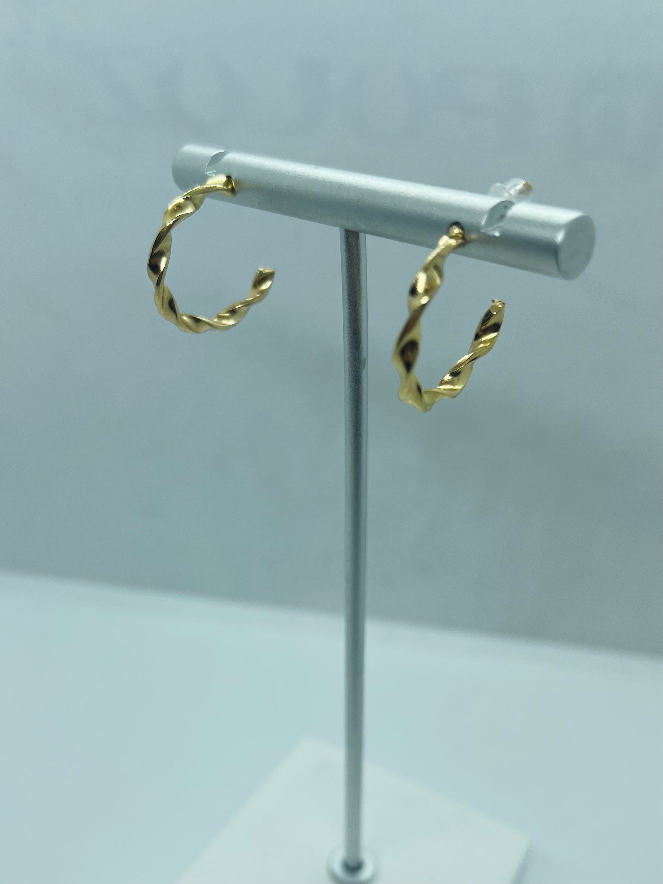 Mini Wave Golden Hoops