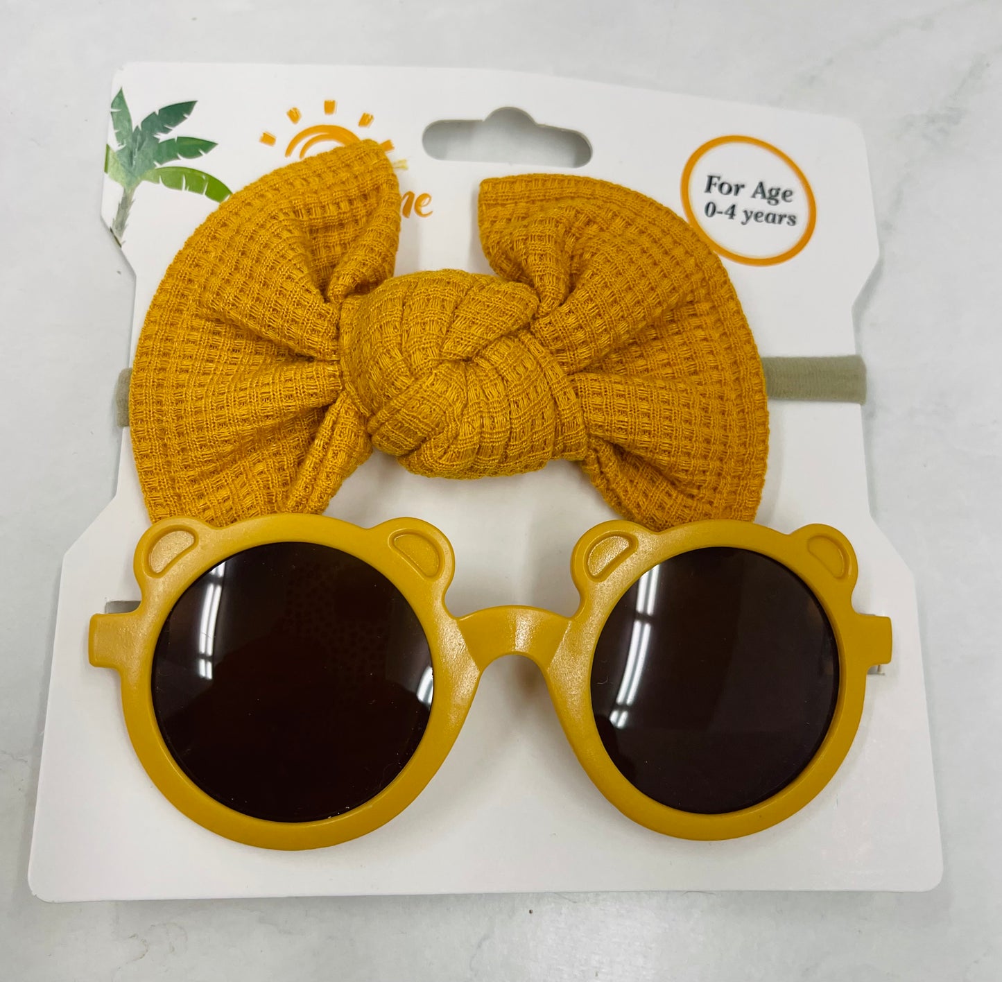 Bow and Sunnies