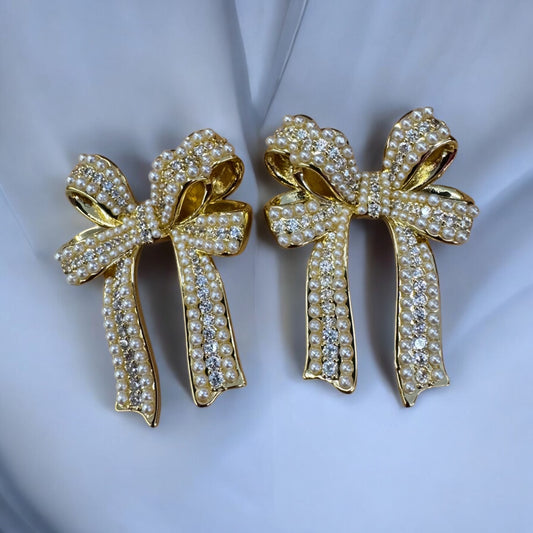 Total Crush Bow Earrings