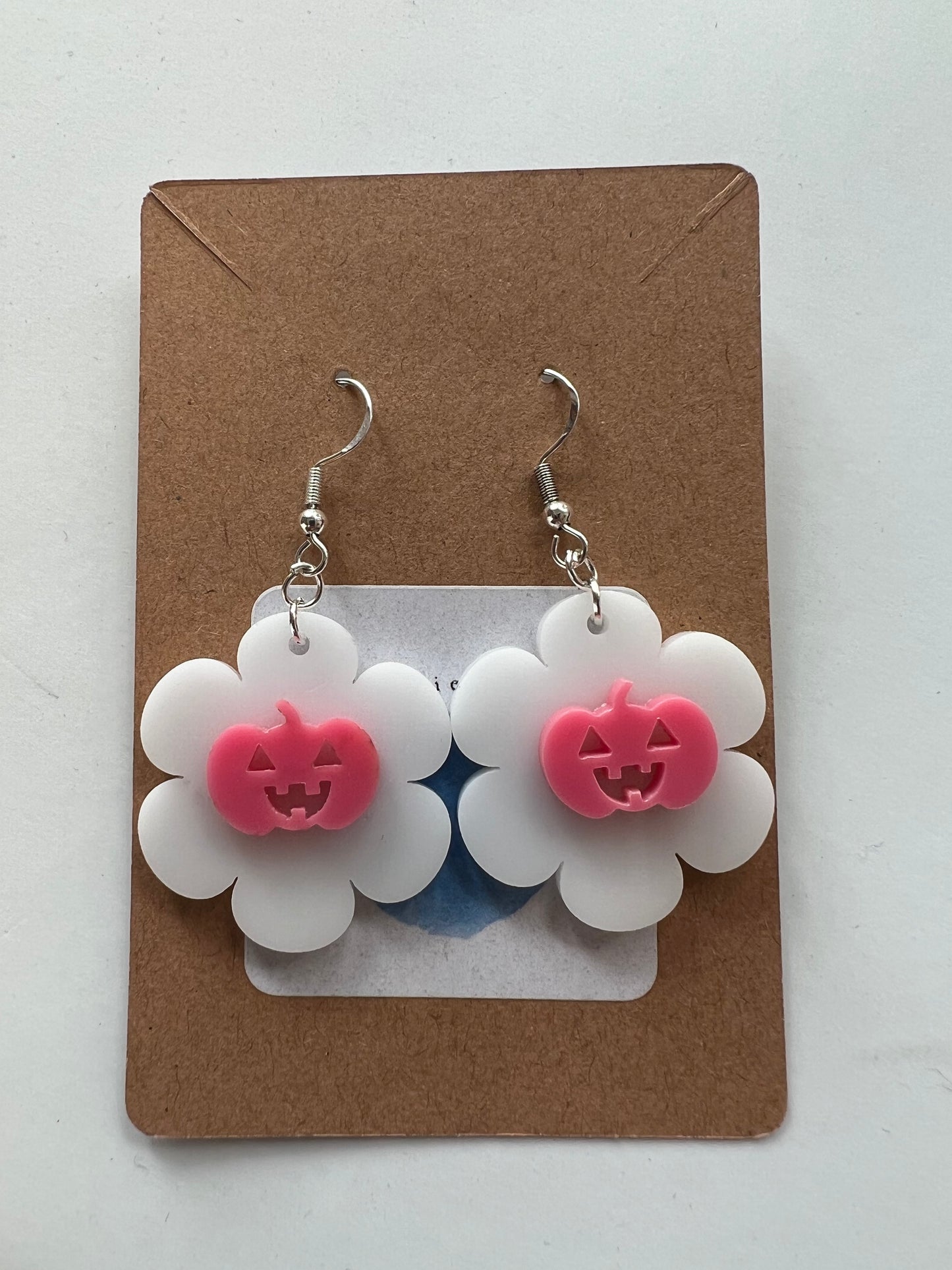 Retro Daisy Jack-O-Lantern Earrings