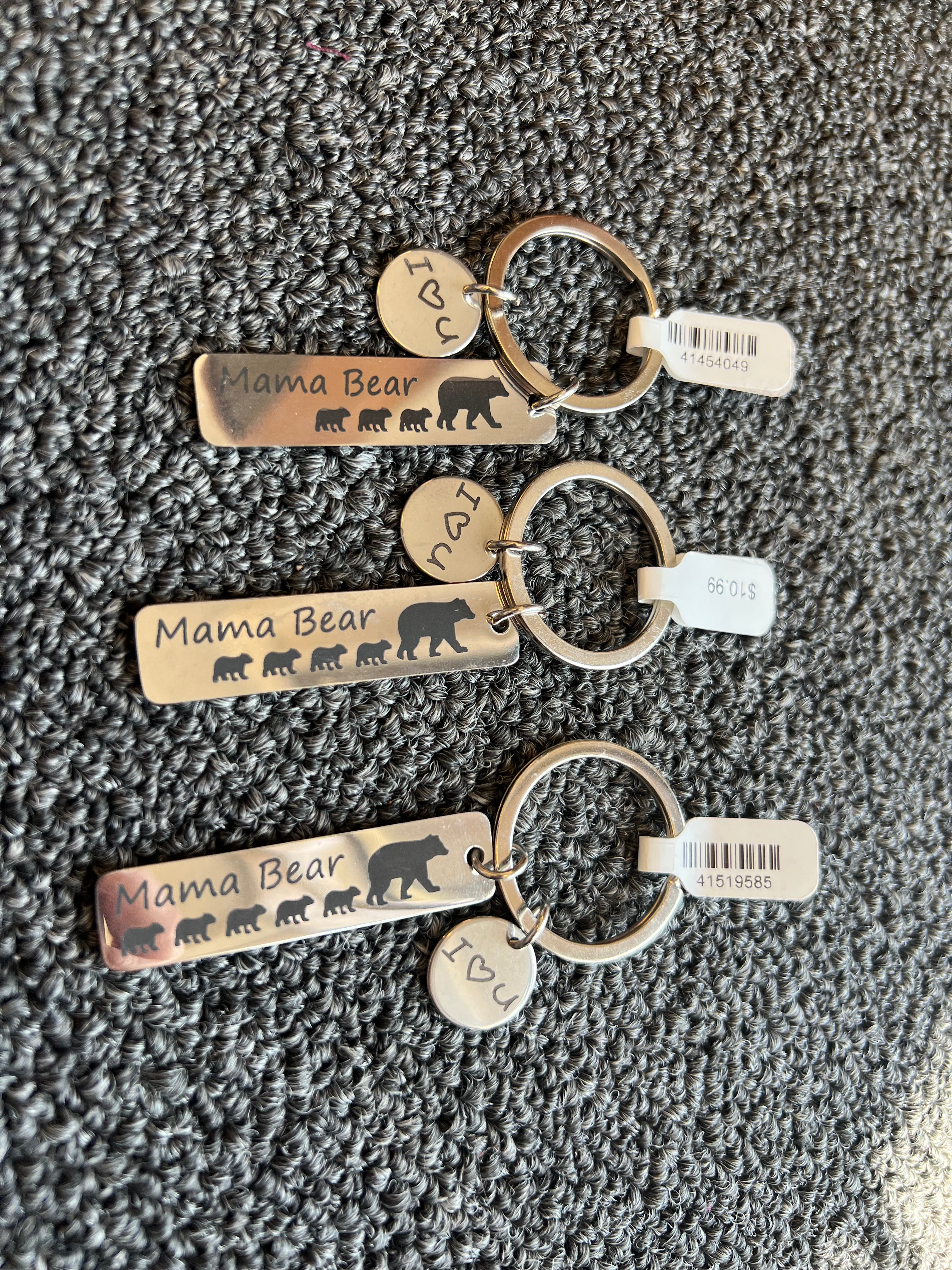 Mama Bear W/Cubs key chain