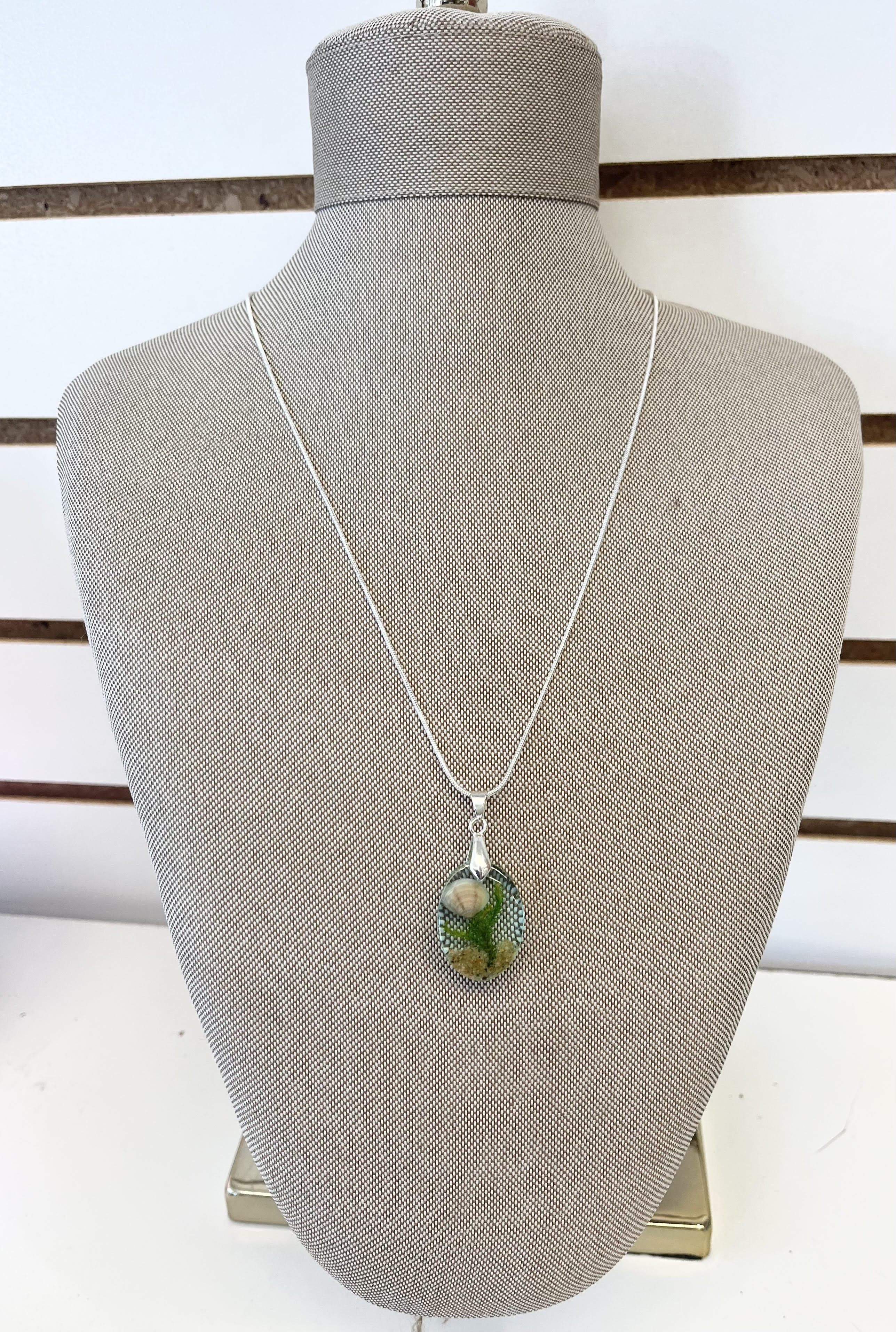 Oval Snail Shell Pendant Necklace