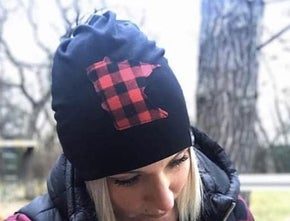 Black MN Buffalo Plaid Beanie -Pony Tail Opening