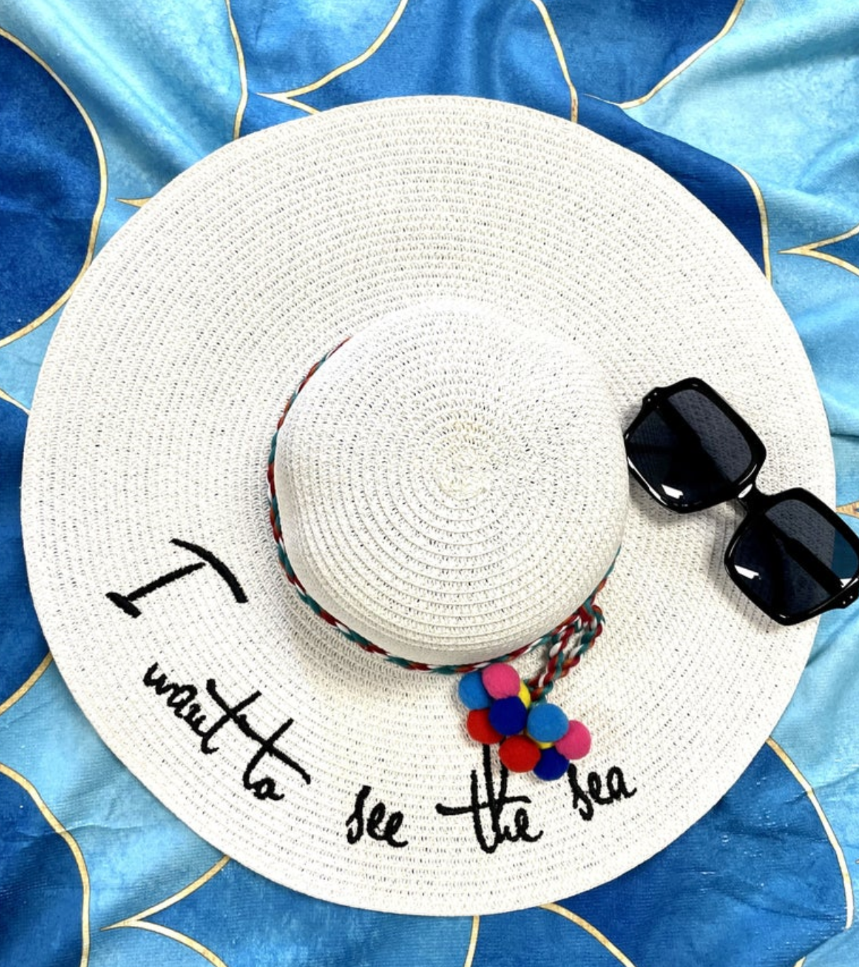 I Want To See The Sea Beach Hat