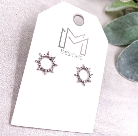 Solar Earrings in White Gold