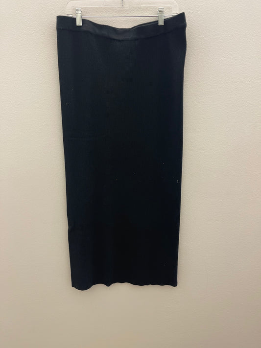 Ribbed Black Midi Skirt
