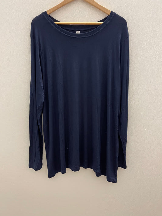 Basic Long Sleeve in Navy